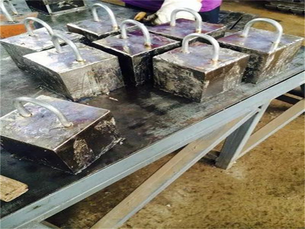 河东浇铸异形铅件